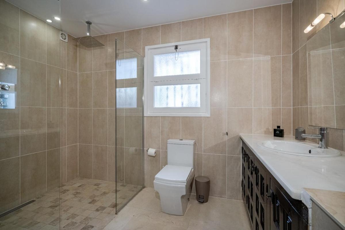 Villa Andaluz - Spacious Natural Reserve - Sea View Roses